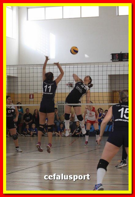 150523 volley 280_tn.jpg